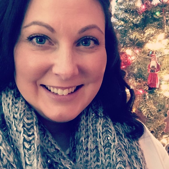 Meet your Posher, Jessica - Picture 1 of 1